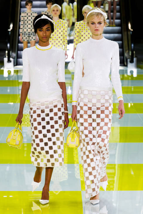 Louis Vuitton Spring 2013 Ready-to-Wear Fashion Show